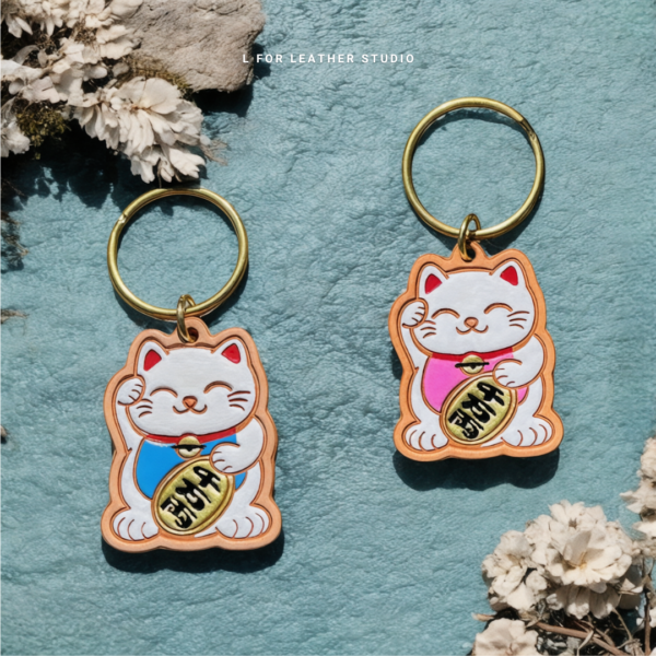 Maneki Neko Leather Keychain